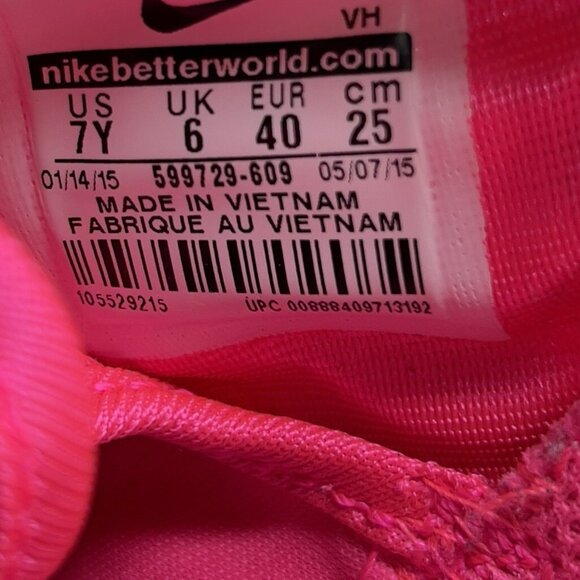 Nike Roshe One Running Shoes Pink Size 7Y / Women’s Size 8.5 - Picture 9 of 9